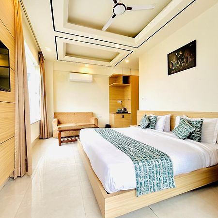 Hotel Aqua Vibes Rishikesh Ngoại thất bức ảnh