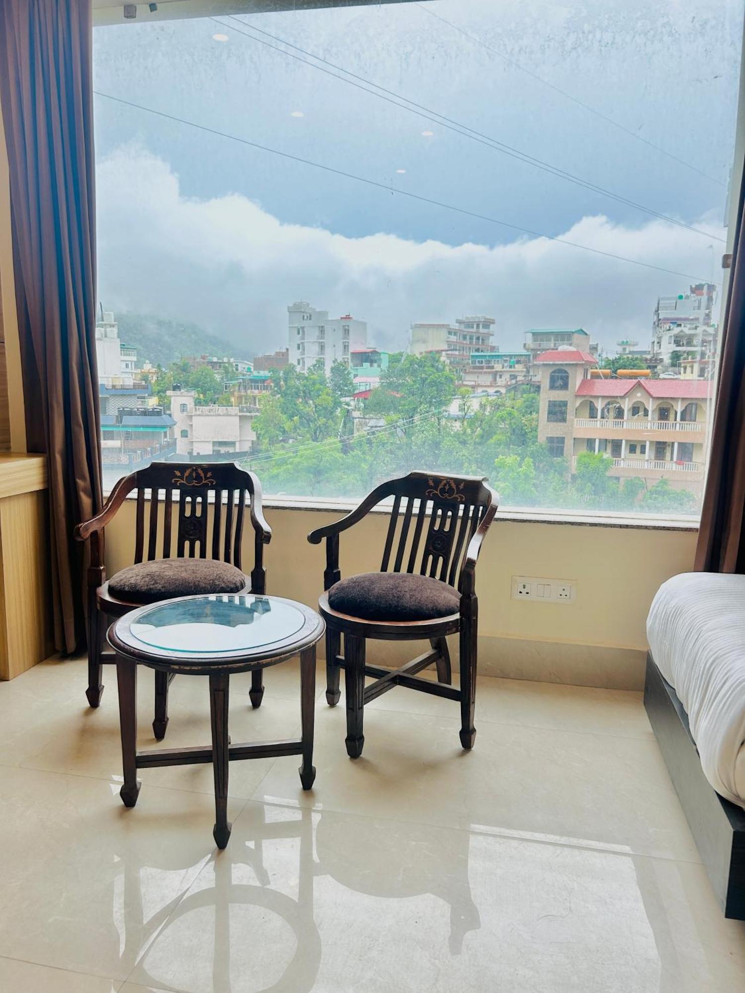 Hotel Aqua Vibes Rishikesh Ngoại thất bức ảnh