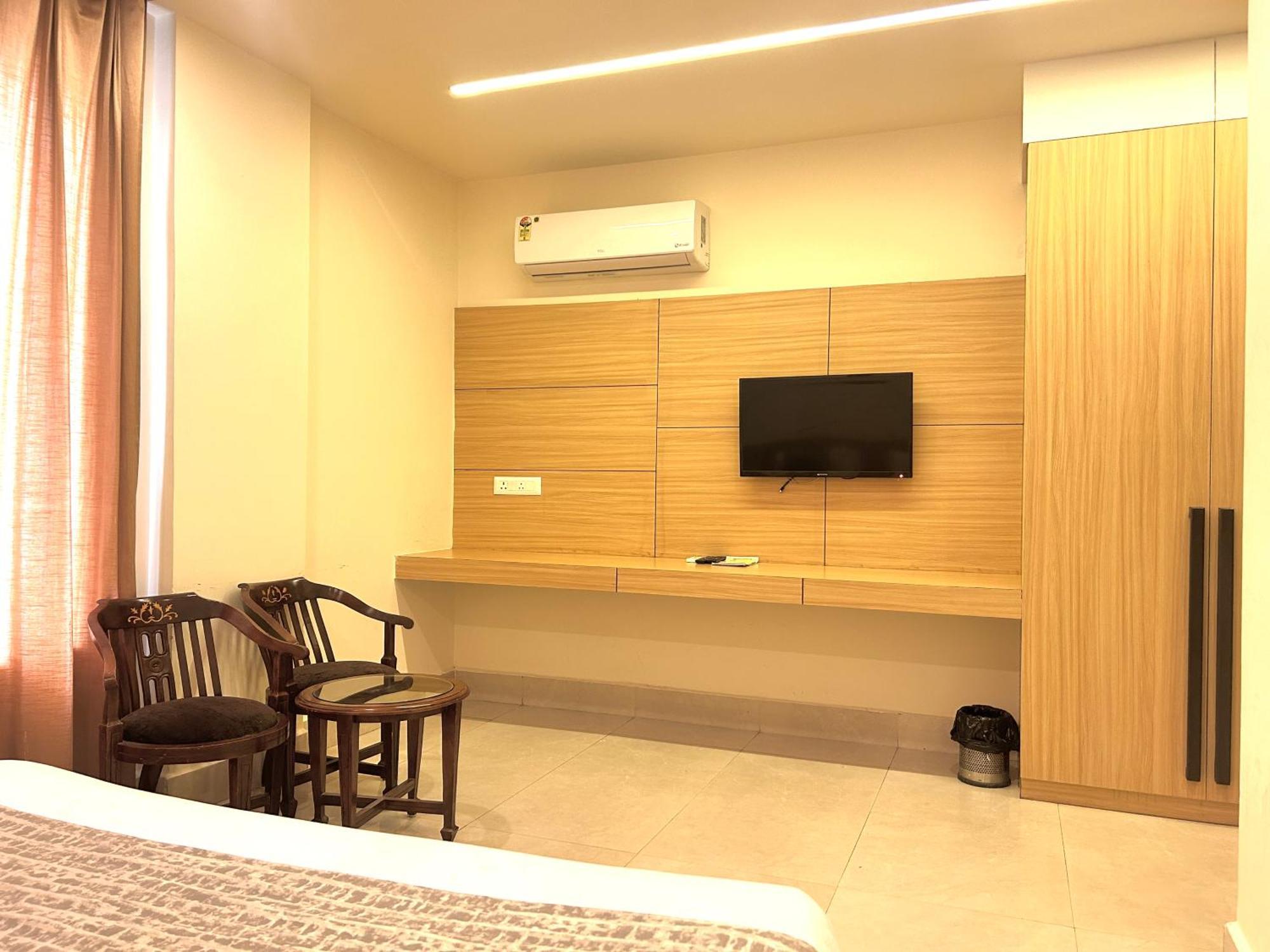 Hotel Aqua Vibes Rishikesh Ngoại thất bức ảnh